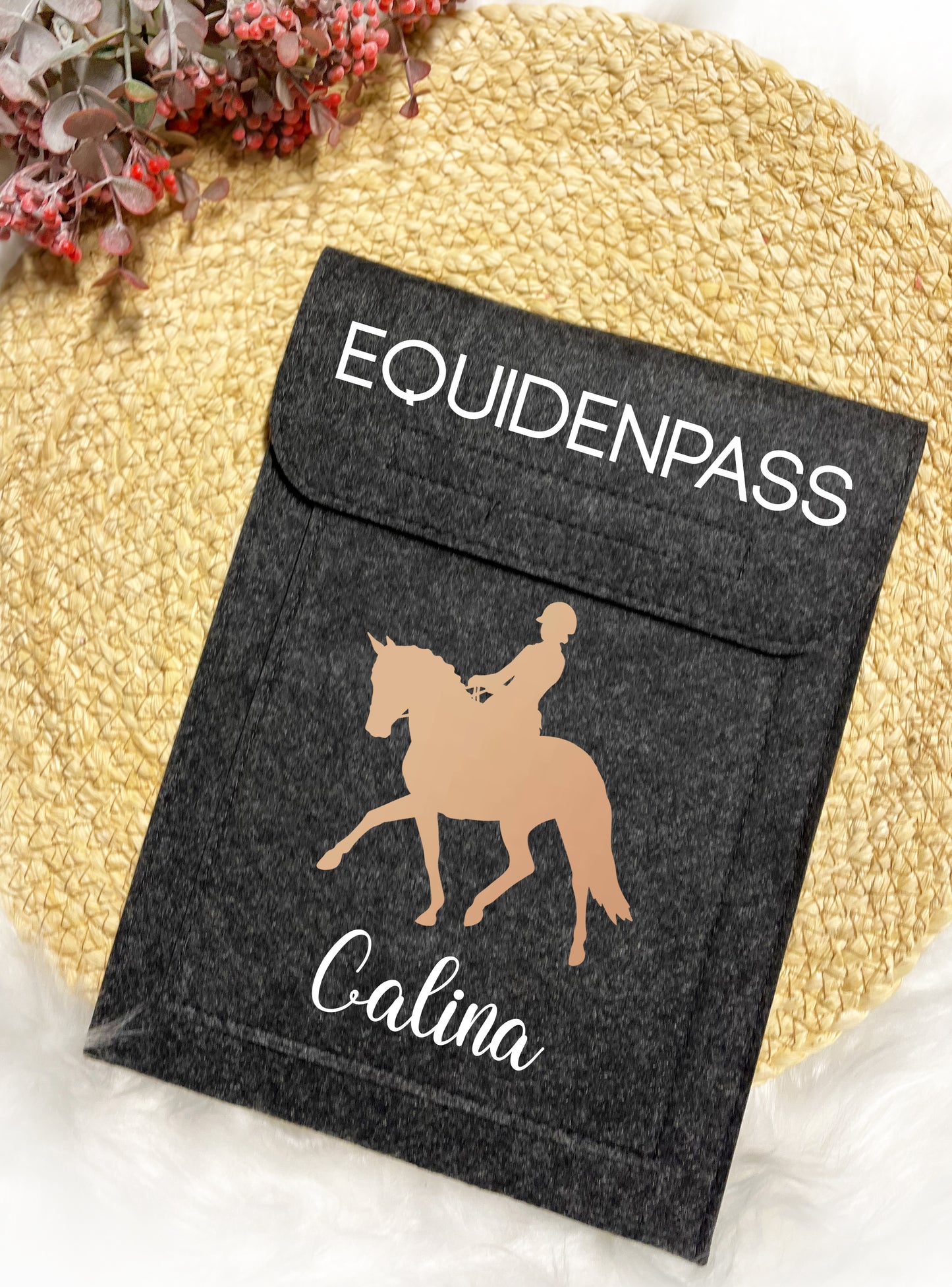 Equidenpasshülle "Dressur - Calina" l personalisiert